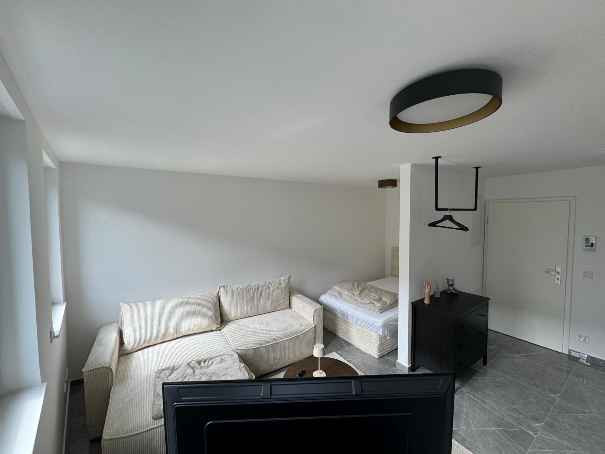 Stilvolles City-Studio Neuss Buitenkant foto